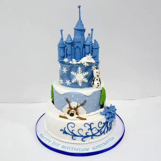 Snowy Kingdom Frosty Cake