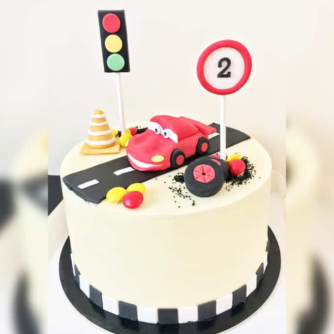 Racing Roadster McQueen Car Cake