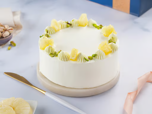 Pineapple Fantasy Cake