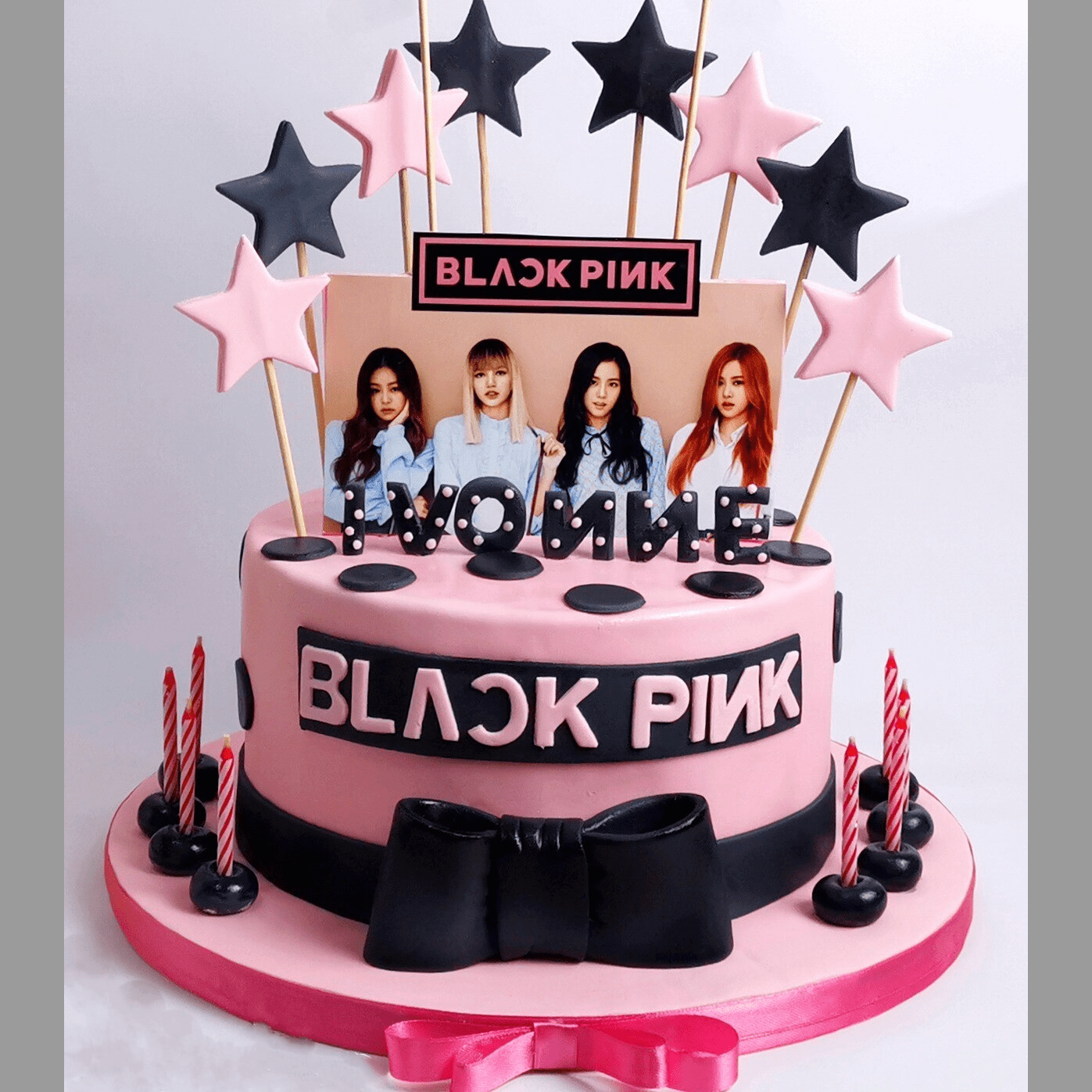 Mesmerizing Black Pink Cake